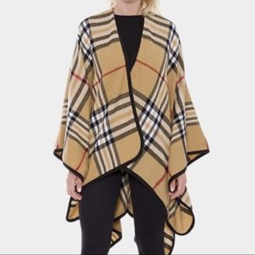 ✨LAST ONE SALE✨Beautiful plaid cape - Picture 3 of 4
